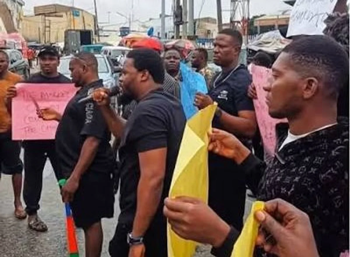 Igbo Traders Protest Chinese Traders Taking Over Nigeria Market as Distributors
