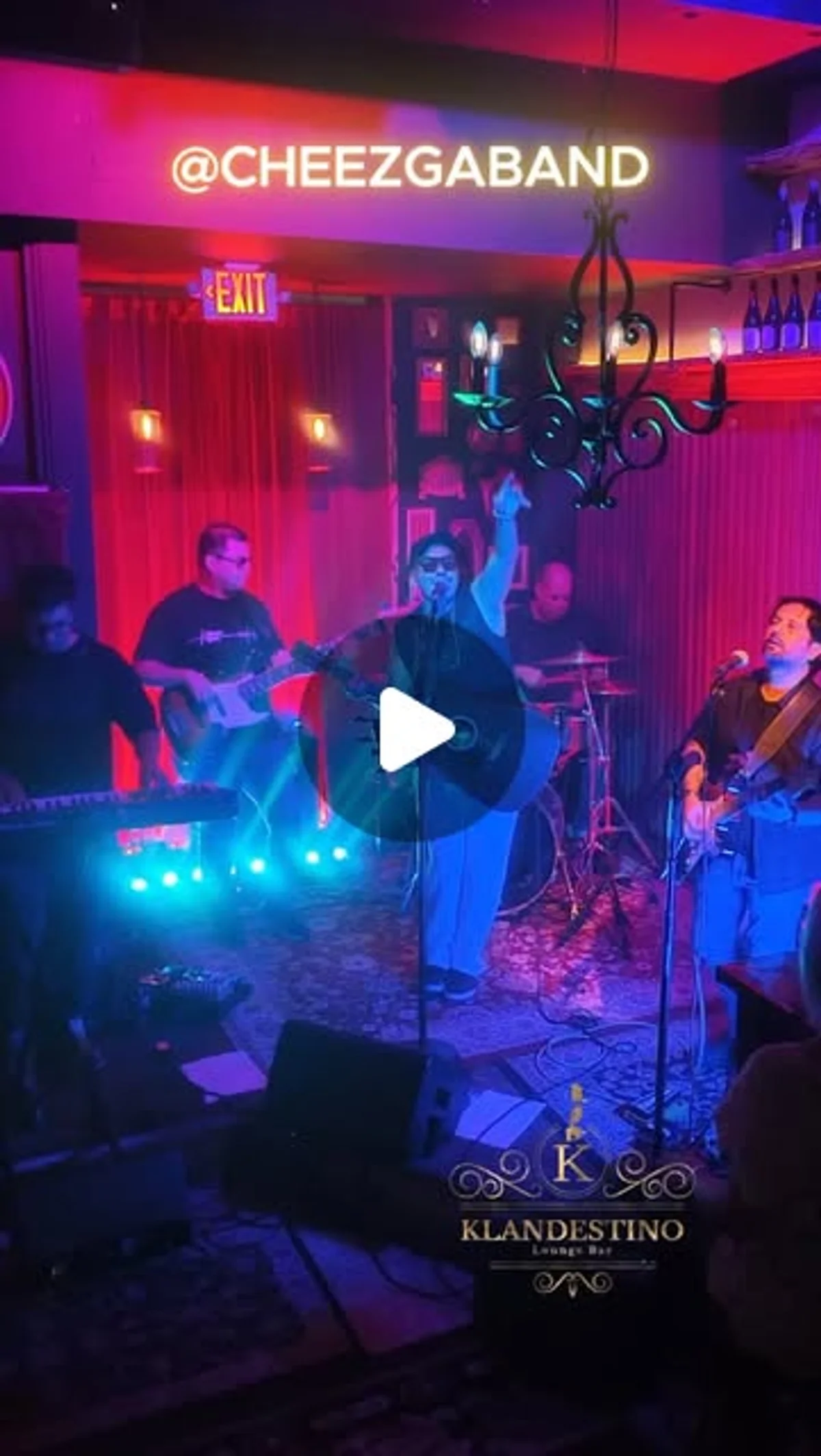 Cheezga Band | Música Latina en Vivo on Instagram: "La pasamos muy bien, gracias Klandestino por pa@invitacion#musicalatinaenvivo #rockenespañol #latinrockmiami #livemusic #conciertosmiami"