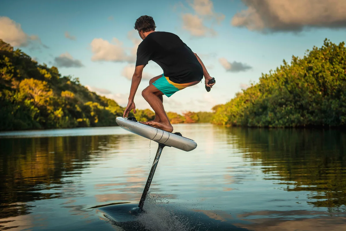 E-FoilUSA.com | E-Foil School | Miami Beach Hydrofoil Lessons