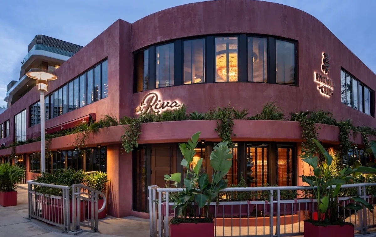 Italian Restaurant in Miami Beach | a'Riva at Harbour Club  