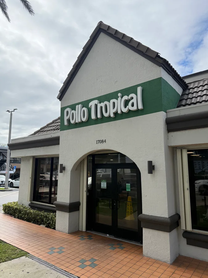 Pollo Tropical