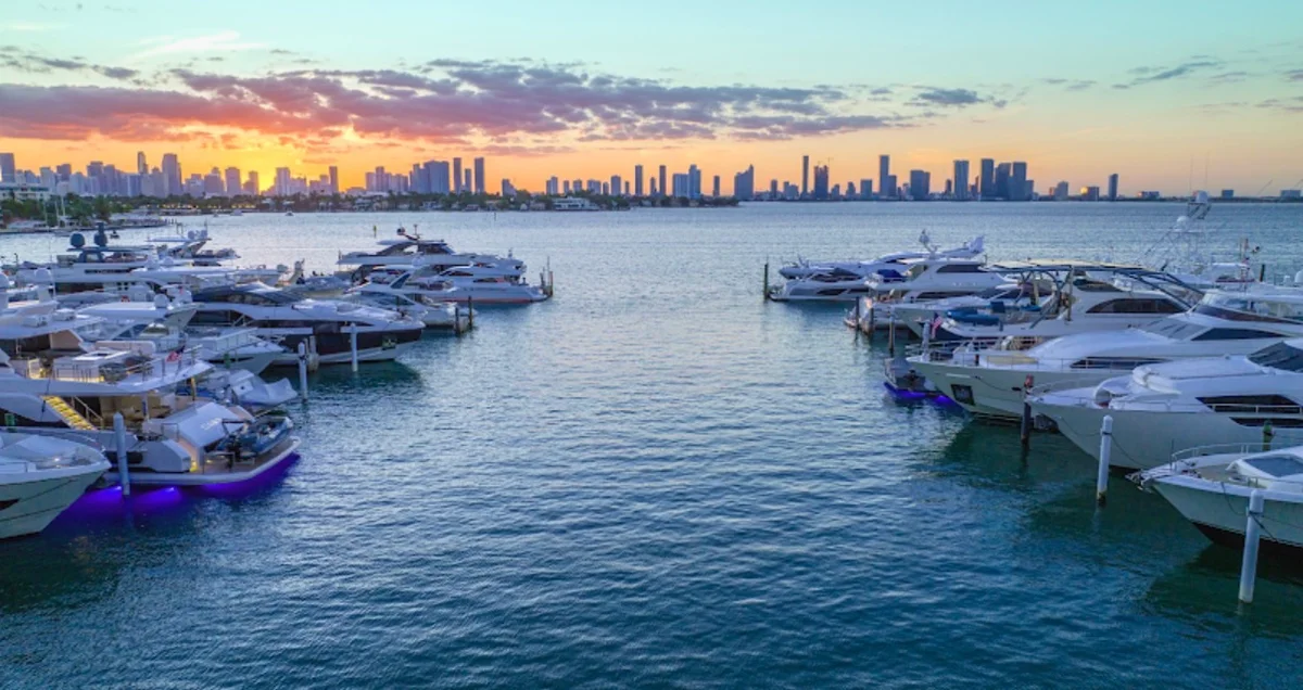 Sunset Harbour Yacht Club Home Page