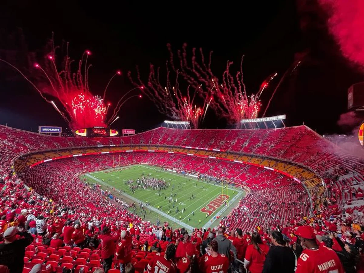 The Kansas City Chiefs look like the team to Beat.